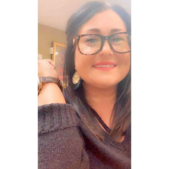 Poshmark profile picture for @negotiator